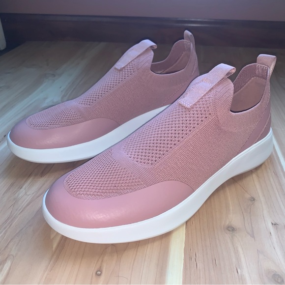 Koolaburra by Ugg, Slip on Trainer -Yosha - Picture 4 of 10